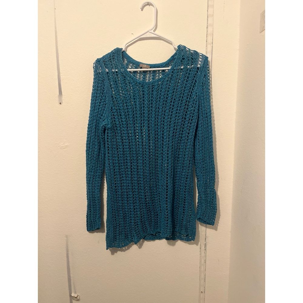 Sweater - Picture 1 of 2